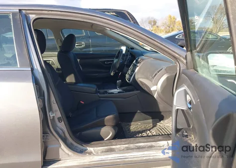 2018 Nissan Altima 2.5 Sv z USA, uszkodzony, nr VIN 1N4AL3AP8JC244722